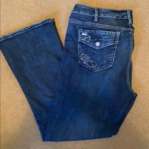 Women’s Silver Jeans. Elyse slim Boot.